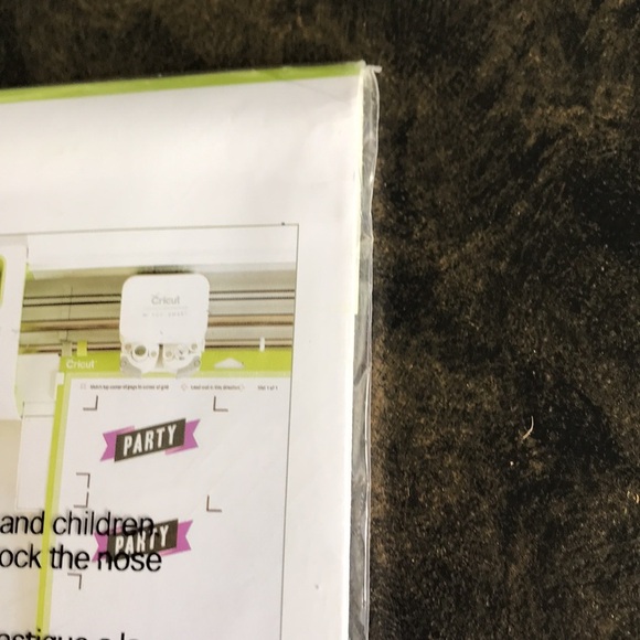 NWT Cricut Explore printable sticker paper 12 sheets custom stickers 8.5 X 11 - Picture 9 of 11